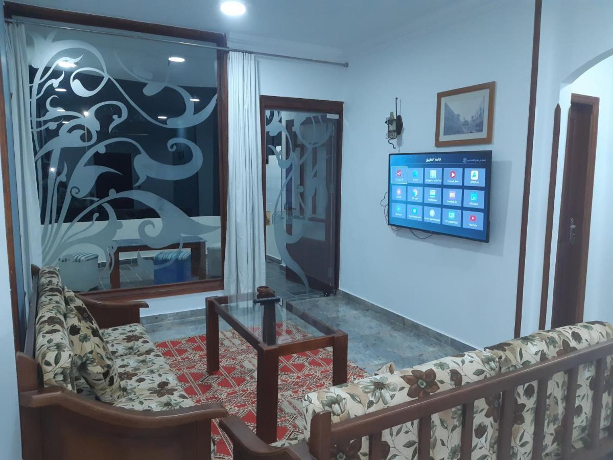 German Dolphin Apartment El Qoseir Luaran gambar