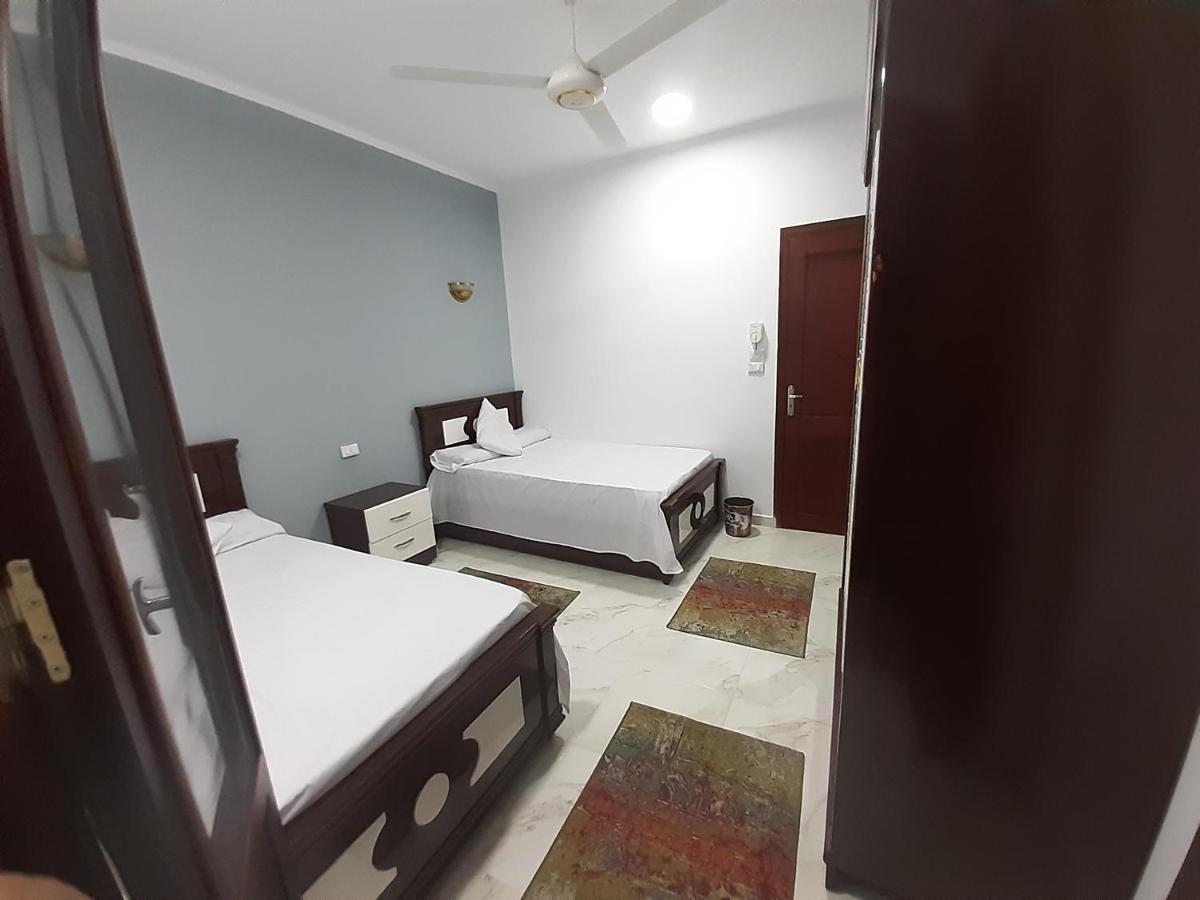 German Dolphin Apartment El Qoseir Luaran gambar