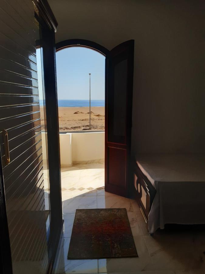 German Dolphin Apartment El Qoseir Luaran gambar