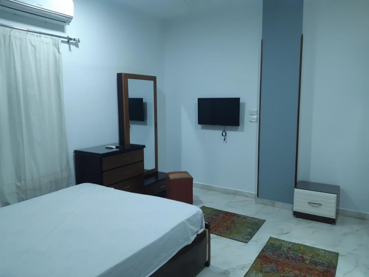 German Dolphin Apartment El Qoseir Luaran gambar